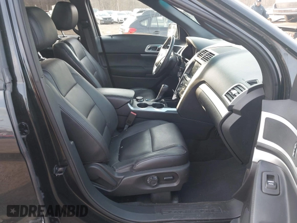 2015 Ford Explorer XLT z VIN 1FM5K8D87FGA81332, wystawiony jako IAAI lot #41779333 z przebiegiem 79 906 mil mil oraz . Historia ofert i sprzedaży dostępna na DreamBid. Obrazek 5.
