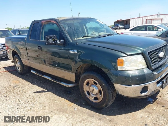 2006 Ford F-150 STX with VIN 1FTRX12W16NA30551, listed as a IAAI auction lot 41938890 with 176,452 mi miles. Bid and sale history available at carsss.com. Image 1.