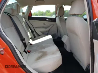 2019 Volkswagen Jetta S z VIN 3VWCB7BU7KM189677, wystawiony jako Copart lot #51671914 z przebiegiem 98 291 mil mil oraz Szkoda całkowita • Salvage title. Historia ofert i sprzedaży dostępna na DreamBid. Obrazek 10.
