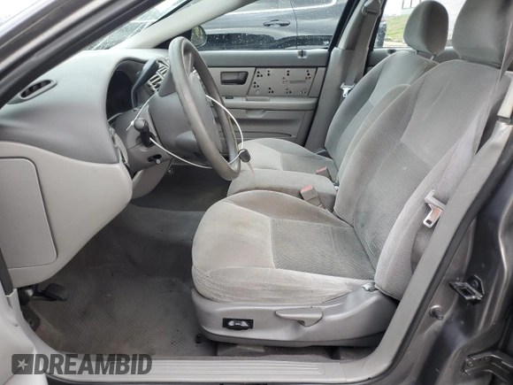 2004 Ford Taurus SES with VIN 1FAFP55S34A202771, listed as a Copart auction lot 61389605 with 180,144 mi miles and Clean title. Bid and sale history available at DreamBid. Image 7.
