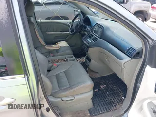 2005 Honda Odyssey EX-L with VIN 5FNRL38735B118506, listed as a IAAI auction lot 42101540 with 159,688 mi miles. Bid and sale history available at carsss.com. Image 5.