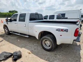 2008 Ford F-350 XL with VIN 1FTWW33RX8ED06500, listed as a Copart auction lot 64253995 with 180,425 mi miles and Clean title. Bid and sale history available at DreamBid. Image 2.