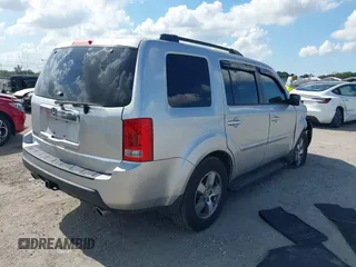 2011 Honda Pilot EX-L with VIN 5FNYF3H63BB014412, listed as a IAAI auction lot 41535137 with 155,100 mi miles and . Bid and sale history available at DreamBid. Image 4.