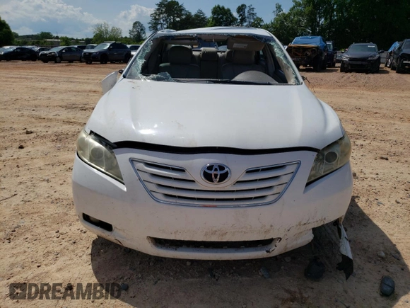 2008 Toyota Camry LE z VIN 4T1BK46K58U560311, wystawiony jako Copart lot #56431825 z przebiegiem 209 626 mil mil oraz Szkoda całkowita • Salvage title. Historia ofert i sprzedaży dostępna na DreamBid. Obrazek 5.