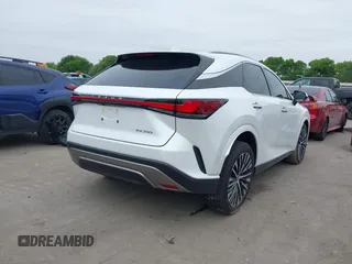 2024 Lexus RX 350 z VIN 2T2BAMBA3RC036220, wystawiony jako IAAI lot #41912482 z przebiegiem 5318 mil mil oraz . Historia ofert i sprzedaży dostępna na DreamBid. Obrazek 4.