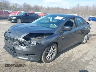 2018 Ford Focus SE with VIN 1FADP3F25JL306401, listed as a IAAI auction lot 41914390 with 84,106 mi miles. Bid and sale history available at carsss.com. Image 19.
