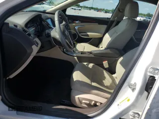 2016 Buick Regal с VIN 2G4GK5EX8G9168170, выставлен на аукционе Copart как лот 64357925 с пробегом 23 177 миль миль и Списание • Salvage title. История ставок и продаж доступна на DreamBid. Изображение 7.