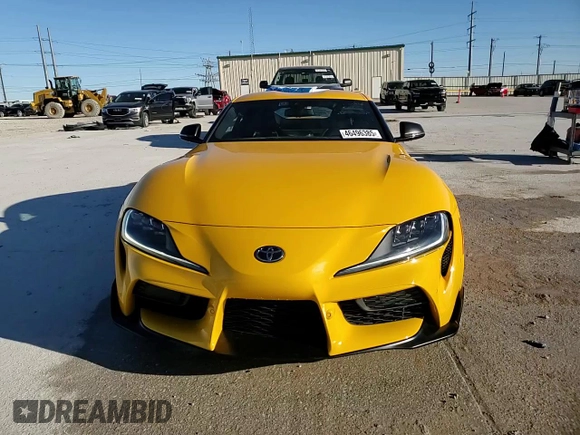 2020 Toyota Supra 3.0 with VIN WZ1DB4C03LW034032, listed as a Copart auction lot 46496385 with 26,119 mi miles and Clean title. Bid and sale history available at DreamBid. Image 14.
