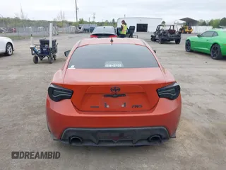 2014 Scion FR-S z VIN JF1ZNAA16E9703911, wystawiony jako IAAI lot #42079578 z przebiegiem 95 754 mil mil oraz . Historia ofert i sprzedaży dostępna na DreamBid. Obrazek 16.
