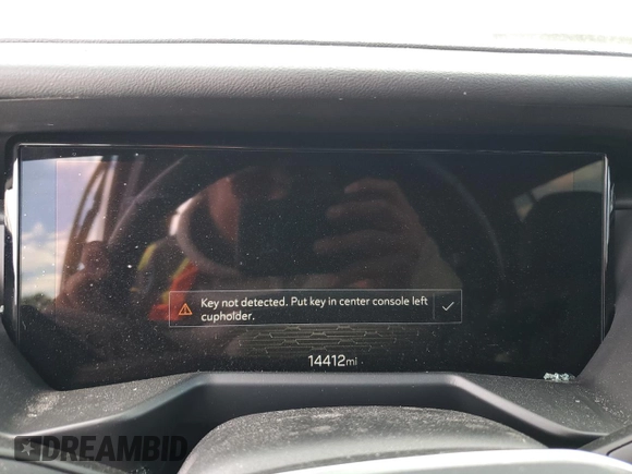 2024 GMC Acadia AWD Elevation z VIN 1GKENNKS9RJ167455, wystawiony jako Copart lot #87422314 z przebiegiem 14 412 mil mil oraz Nie do naprawy • Non repairable. Historia ofert i sprzedaży dostępna na DreamBid. Obrazek 9.