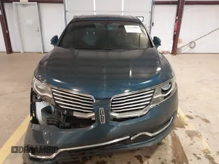 2016 Lincoln MKX Premiere z VIN 2LMTJ8JR7GBL40163, wystawiony jako IAAI lot #42231884 z przebiegiem 143 870 mil mil oraz . Historia ofert i sprzedaży dostępna na DreamBid. Obrazek 12.