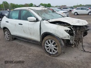 2017 Nissan Rogue SV z VIN 5N1AT2MV3HC773368, wystawiony jako IAAI lot #42250977 z przebiegiem 86 128 mil mil oraz . Historia ofert i sprzedaży dostępna na DreamBid. Obrazek 1.