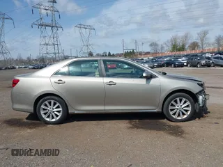2014 Toyota Camry L with VIN 4T1BF1FKXEU472224, listed as a IAAI auction lot 41922829 with 93,787 mi miles. Bid and sale history available at carsss.com. Image 14.