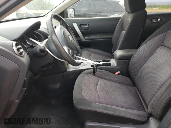 2011 Nissan Rogue SV z VIN JN8AS5MT9BW161225, wystawiony jako Copart lot #55795695 z przebiegiem 132 670 mil mil oraz Szkoda całkowita • Salvage title. Historia ofert i sprzedaży dostępna na DreamBid. Obrazek 7.