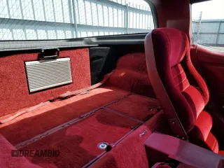 1982 Chevrolet Corvette z VIN 1G1AY878XC5102140, wystawiony jako Copart lot #59845855 z przebiegiem 80 611 mil mil oraz Czysty tytuł • Clean title. Historia ofert i sprzedaży dostępna na DreamBid. Obrazek 10.