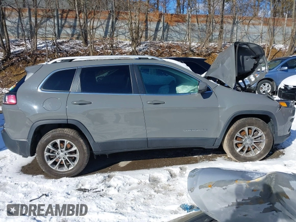 2019 Jeep Cherokee Latitude Plus with VIN 1C4PJMLB9KD469308, listed as a IAAI auction lot 41590025 with 46,676 mi miles. Bid and sale history available at carsss.com. Image 13.