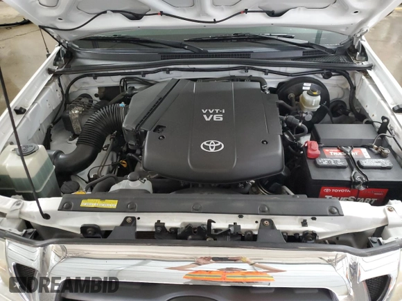 2010 Toyota Tacoma z VIN 3TMMU4FN6AM016055, wystawiony jako Copart lot #78843764 z przebiegiem 110 628 mil mil oraz Szkoda całkowita • Salvage title. Historia ofert i sprzedaży dostępna na DreamBid. Obrazek 11.