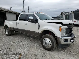 2017 Ford Super Duty F-450 DRW XL with VIN 1FT8W4DT9HEC58559, listed as a Copart auction lot 82223354 with 161,155 mi miles and Salvage Title. Bid and sale history available at carsss.com. Image 4.