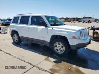 2016 Jeep Patriot Sport with VIN 1C4NJPBA9GD574679, listed as a Copart auction lot 48324585 with 140,704 mi miles and Clean Title. Bid and sale history available at carsss.com. Image 4.
