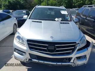 2012 Mercedes-Benz M 350 with VIN 4JGDA5HB4CA061749, listed as a IAAI auction lot 42312603 with 172,246 mi miles and . Bid and sale history available at DreamBid. Image 6.