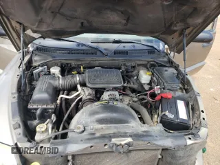 2006 Dodge Dakota SLT with VIN 1D7HE48K76S635382, listed as a Copart auction lot 53632235 with 155,750 mi miles and Salvage Title. Bid and sale history available at DreamBid. Image 11.