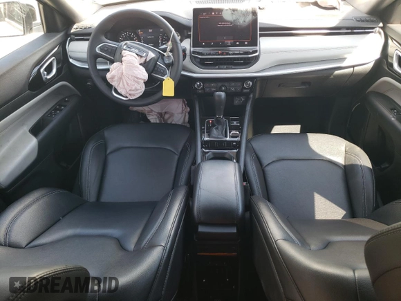 2025 Jeep Compass Limited with VIN 3C4NJDCN2ST514200, listed as a Copart auction lot 61833255 with 26,103 mi miles and Clean title. Bid and sale history available at DreamBid. Image 8.