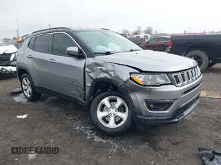 2018 Jeep Compass Latitude with VIN 3C4NJCBB1JT257045, listed as a IAAI auction lot 41745394 with 107,253 mi miles. Bid and sale history available at carsss.com. Image 1.