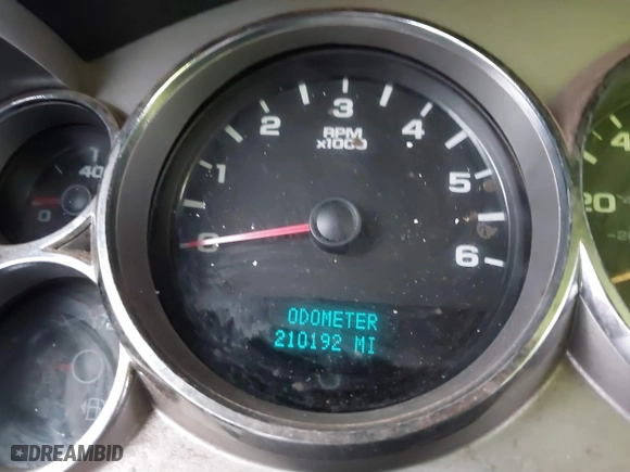 2007 Chevrolet Silverado 1500 LS with VIN 2GCEK13C071562250, listed as a IAAI auction lot 41093124 with 210,192 mi miles. Bid and sale history available at carsss.com. Image 7.
