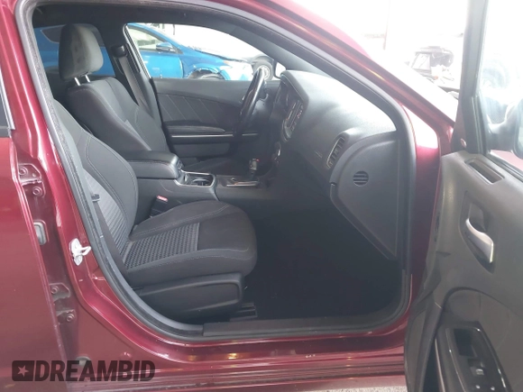 2019 Dodge Charger SXT with VIN 2C3CDXJG0KH757909, listed as a IAAI auction lot 41597907 with 71,882 mi miles and . Bid and sale history available at DreamBid. Image 5.