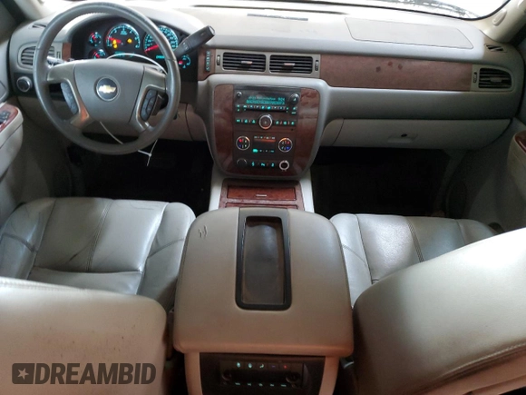 2014 Chevrolet Tahoe LT with VIN 1GNSCBE06ER245772, listed as a Copart auction lot 53747375 with 221,139 mi miles and Salvage title. Bid and sale history available at DreamBid. Image 8.