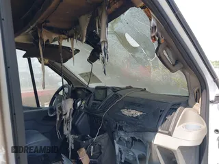 2015 Ford Transit XL z VIN 1FBAX2CM1FKA48196, wystawiony jako IAAI lot #42170753 z przebiegiem Nie podano mil oraz . Historia ofert i sprzedaży dostępna na DreamBid. Obrazek 6.