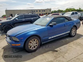 2008 Ford Mustang Deluxe z VIN 1ZVHT84NX85144830, wystawiony jako Copart lot #64212115 z przebiegiem 166 411 mil mil oraz Szkoda całkowita • Salvage title. Historia ofert i sprzedaży dostępna na DreamBid. Obrazek 1.