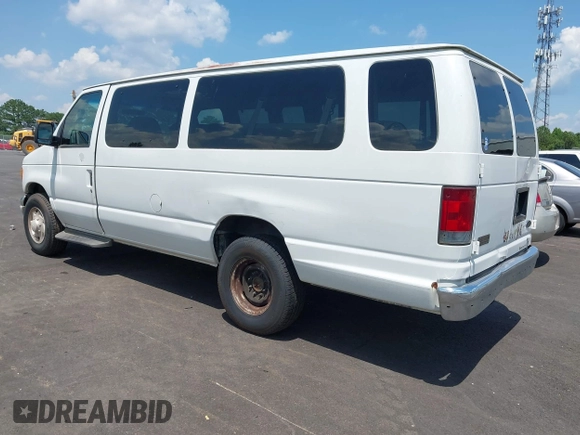 2003 Ford Econoline Passenger XL with VIN 1FBSS31L63HB13569, listed as a IAAI auction lot 42583370 with 285,221 mi miles and . Bid and sale history available at DreamBid. Image 3.