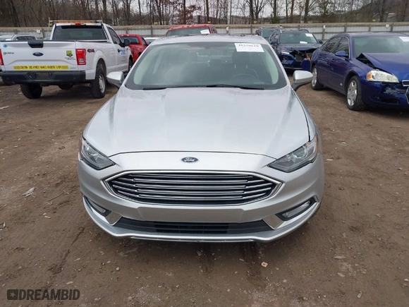 2017 Ford Fusion SE with VIN 3FA6P0H78HR174956, listed as a IAAI auction lot 41258610 with 70,180 mi miles. Bid and sale history available at carsss.com. Image 12.