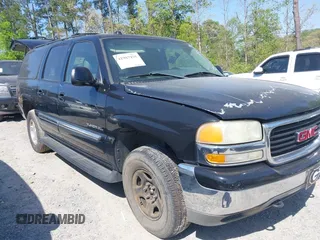 2004 GMC Yukon XL SLT with VIN 1GKFK16Z04R237304, listed as a IAAI auction lot 41987935 with 228,488 mi miles. Bid and sale history available at carsss.com. Image 1.