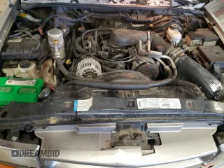 1999 Chevrolet Blazer LS with VIN 1GNCT18W8XK128169, listed as a Copart auction lot 44260965 with 104,790 mi miles and Salvage title. Bid and sale history available at DreamBid. Image 12.