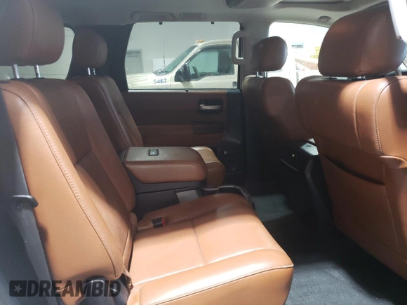 2014 Toyota Sequoia Platinum with VIN 5TDDW5G1XES105564, listed as a Copart auction lot 45019175 with 258,915 mi miles and Clean Title. Bid and sale history available at carsss.com. Image 11.