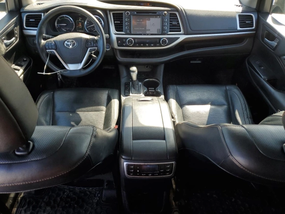 2016 Toyota Highlander Limited with VIN 5TDDCRFH0GS018564, listed as a Copart auction lot 52256205 with 230,211 mi miles and Clean title. Bid and sale history available at DreamBid. Image 8.