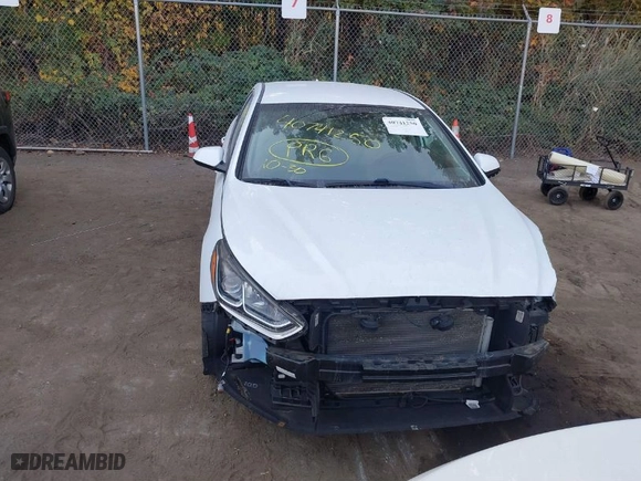 2018 Hyundai Sonata SE with VIN 5NPE24AF3JH674366, listed as a IAAI auction lot 40741250 with 79,596 mi miles. Bid and sale history available at carsss.com. Image 13.
