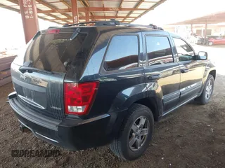 2005 Jeep Grand Cherokee Laredo с VIN 1J8HR48N85C591970, выставлен на аукционе IAAI как лот 42617082 с пробегом 203 104 миль миль и . История ставок и продаж доступна на DreamBid. Изображение 4.