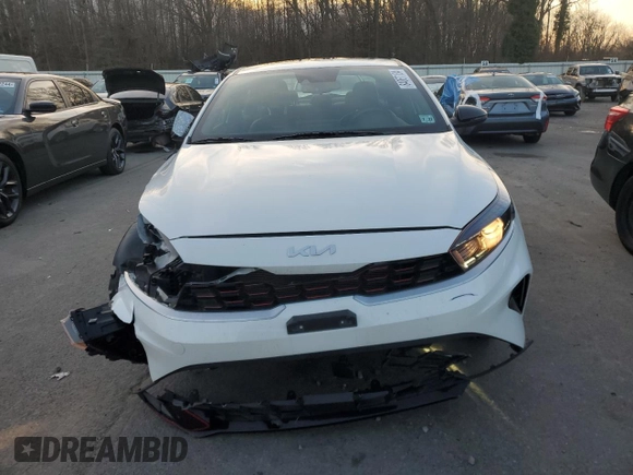 2022 Kia Forte GT-Line with VIN 3KPF54AD6NE502451, listed as a Copart auction lot 84067134 with 59,869 mi miles and Salvage Title. Bid and sale history available at carsss.com. Image 5.