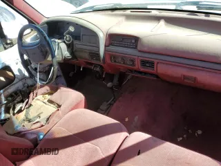 1997 Ford F-250 z VIN 1FTHF26F3VEB25299, wystawiony jako Copart lot #79120094 z przebiegiem 232 954 mil mil oraz Szkoda całkowita • Salvage title. Historia ofert i sprzedaży dostępna na DreamBid. Obrazek 8.