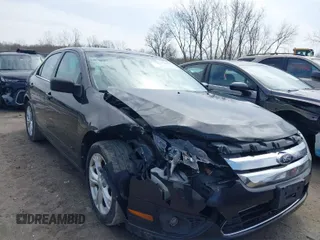 2012 Ford Fusion SE with VIN 3FAHP0HAXCR375304, listed as a IAAI auction lot 41923537 with 253,118 mi miles. Bid and sale history available at carsss.com. Image 1.