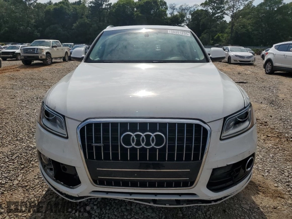 2014 Audi Q5 Premium Plus with VIN WA1LFAFP5EA101925, listed as a Copart auction lot 58351255 with 107,126 mi miles and Salvage title. Bid and sale history available at DreamBid. Image 5.