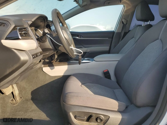 2022 Toyota Camry Hybrid LE with VIN 4T1C31AK4NU586272, listed as a Copart auction lot 84968934 with 67,344 mi miles and Salvage Title. Bid and sale history available at carsss.com. Image 7.