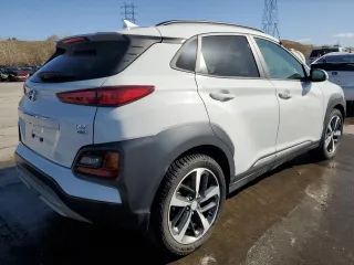 2021 Hyundai Kona Limited with VIN KM8K3CA51MU630521, listed as a Copart auction lot 52377735 with 28,024 mi miles and Salvage Title. Bid and sale history available at carsss.com. Image 3.