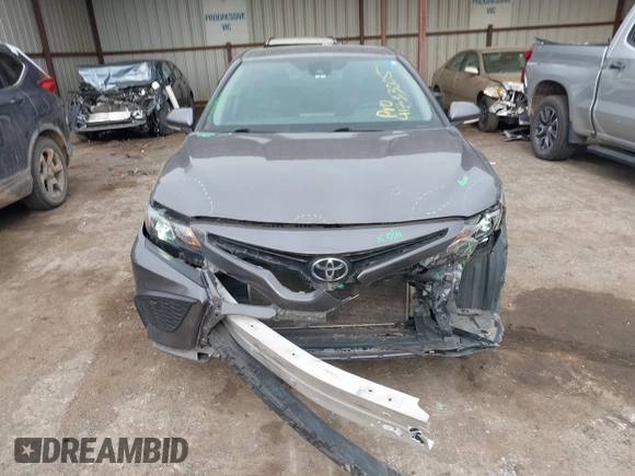 2021 Toyota Camry SE Nightshade with VIN 4T1T11AK3MU496499, listed as a IAAI auction lot 41733005 with 141,711 mi miles. Bid and sale history available at carsss.com. Image 12.