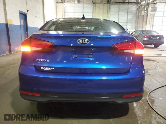 2018 Kia Forte LX with VIN 3KPFK4A78JE275762, listed as a Copart auction lot 50320675 with 61,405 mi miles and Clean Title. Bid and sale history available at carsss.com. Image 6.