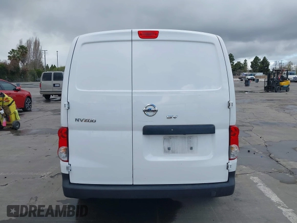 2016 Nissan NV200 S z VIN 3N6CM0KN8GK693197, wystawiony jako IAAI lot #41786914 z przebiegiem 176 177 mil mil oraz . Historia ofert i sprzedaży dostępna na DreamBid. Obrazek 17.
