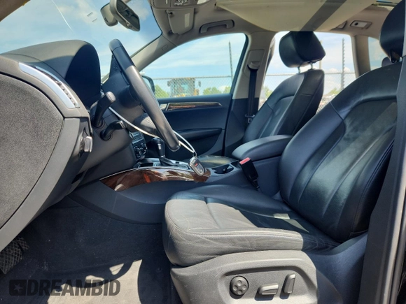 2010 Audi Q5 Premium Plus z VIN WA1LKAFP6AA088818, wystawiony jako Copart lot #61397495 z przebiegiem 103 972 mil mil oraz Szkoda całkowita • Salvage title. Historia ofert i sprzedaży dostępna na DreamBid. Obrazek 7.